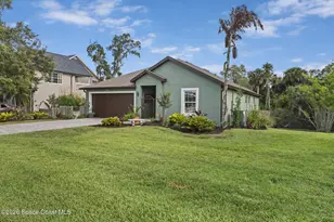 881 Mandarin Dr NE, Palm Bay, FL 32905 - Photo 7