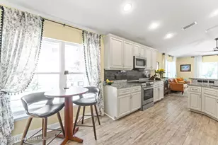 881 Mandarin Dr NE, Palm Bay, FL 32905 - Photo 25