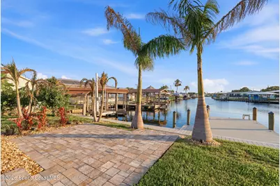 1525 Sykes Creek Drive, Merritt Island, FL 32953 - Photo 9