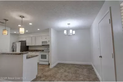 283 E Towne Place, Titusville, FL 32796 - Photo 5