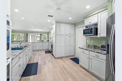 609 Manor Place, West Melbourne, FL 32904 - Photo 9