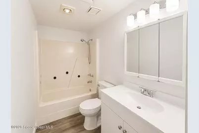 581 Borraclough Avenue NW, Palm Bay, FL 32907 - Photo 13