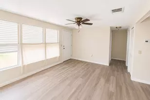 581 Borraclough Ave NW, Palm Bay, FL 32907 - Photo 3
