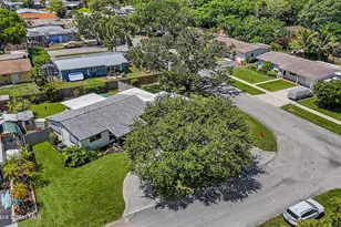2740 SW 16th St, Fort Lauderdale, FL 33312 - Photo 29