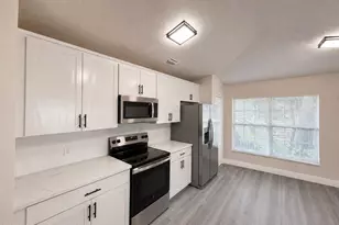 2798 Caitlin Ct, Melbourne, FL 32940 - Photo 5