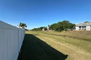 910 Luminary Cir, Melbourne, FL 32901 - Photo 27