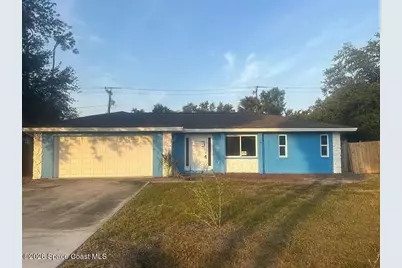 2611 Lakeshore Circle, Port Charlotte, FL 33952 - Photo 1