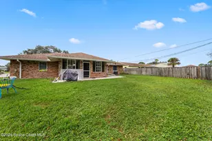 1005 Crazyhorse Ave NW, Palm Bay, FL 32907 - Photo 31