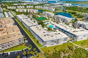 606 Shorewood Dr, Cape Canaveral, FL 32920 - Photo 35