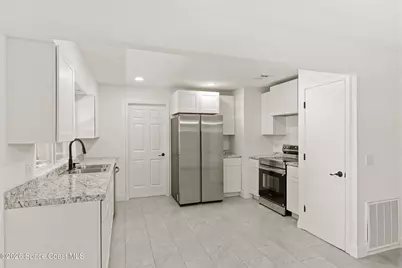 565 Wistar Court NE, Palm Bay, FL 32907 - Photo 11