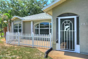 243 Dickens Ave, Sebastian, FL 32958 - Photo 3