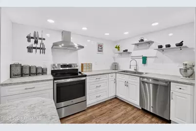 1649 Sunny Brook Lane NE #B101, Palm Bay, FL 32905 - Photo 9