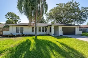 938 Pembroke Ave NE, Palm Bay, FL 32907 - Photo 5