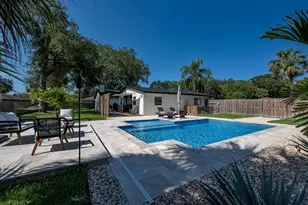 938 Pembroke Ave NE, Palm Bay, FL 32907 - Photo 15