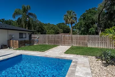 938 Pembroke Avenue NE, Palm Bay, FL 32907 - Photo 11