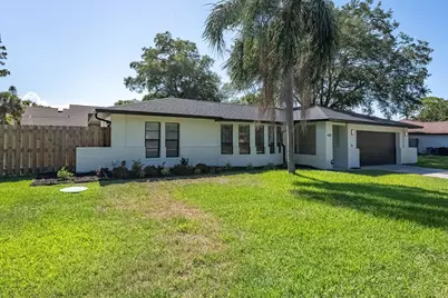 938 Pembroke Avenue NE, Palm Bay, FL 32907 - Photo 3