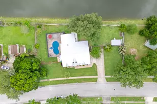 2582 Empire Ave E, Melbourne, FL 32934 - Photo 35