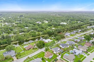 2582 Empire Ave E, Melbourne, FL 32934 - Photo 41