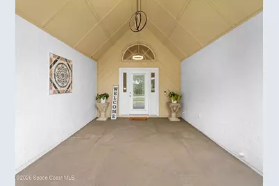 2582 Empire Avenue E, Melbourne, FL 32934 - Photo 5
