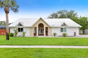 2582 Empire Ave E, Melbourne, FL 32934 - Photo 1