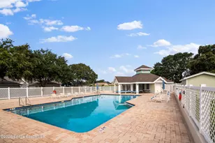 811 Oakwood Dr, Melbourne, FL 32940 - Photo 43