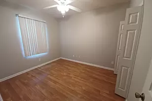 402 Breckenridge Cir SE, Palm Bay, FL 32909 - Photo 7