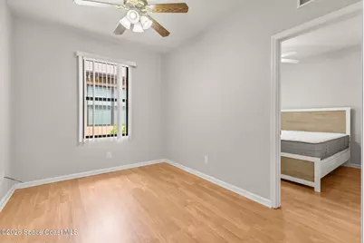 402 Breckenridge Circle SE, Palm Bay, FL 32909 - Photo 9