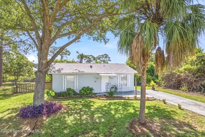 607 Tarr Avenue SW, Palm Bay, FL 32908 - Photo 1