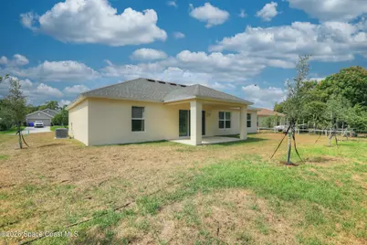 743 Breakwater Terrace, Sebastian, FL 32958 - Photo 3