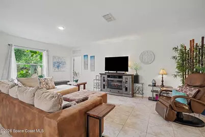 975 Sablon Street SE, Palm Bay, FL 32909 - Photo 9