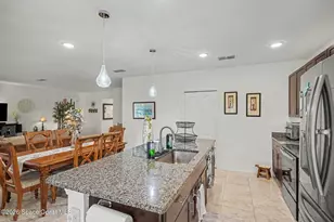 975 Sablon St SE, Palm Bay, FL 32909 - Photo 13