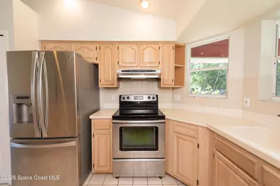 1236 Buffing Circle SE, Palm Bay, FL 32909 - Photo 9