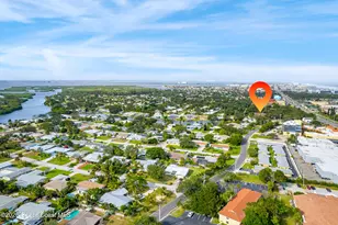 201 Cocoa Isles Blvd, Cocoa Beach, FL 32931 - Photo 25