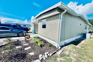 1419 Turkey Creek Dr NE, Palm Bay, FL 32905 - Photo 9