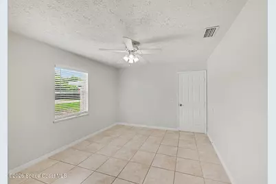 226 12th Street SW, Vero Beach, FL 32962 - Photo 11