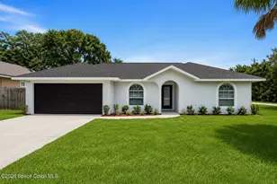 226 12th St SW, Vero Beach, FL 32962 - Photo 1