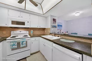 997 Sonesta Ave NE, Palm Bay, FL 32905 - Photo 17