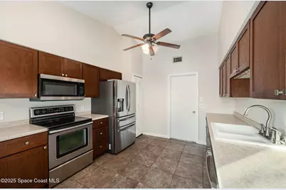 511 Biscayne Lane, Sebastian, FL 32958 - Photo 5