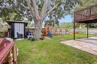 1680 Clover Cir, Melbourne, FL 32935 - Photo 29