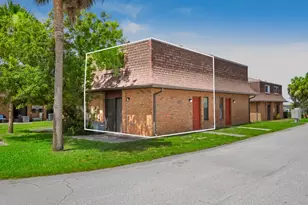 4616 Overlook Dr NE, Palm Bay, FL 32905 - Photo 3