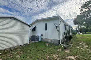 7590 Blackhawk Rd, Micco, FL 32976 - Photo 7