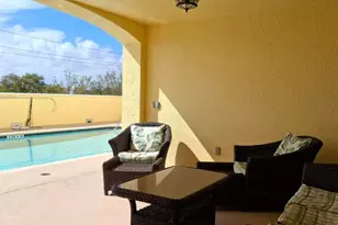 1437 Pineapple Ave, Melbourne, FL 32935 - Photo 19