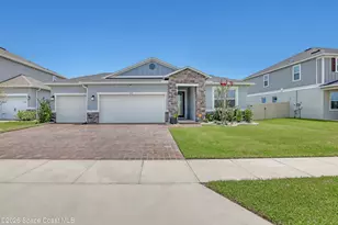 476 Glaspell Cir SE, Palm Bay, FL 32909 - Photo 1
