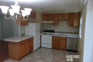 214 Madison Ave, Cape Canaveral, FL 32920 - Photo 9
