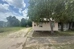 108 S Palm Ave, Titusville, FL 32796 - Photo 9