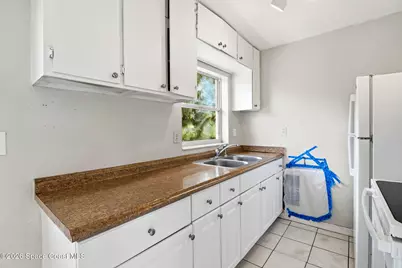 2054 Maid Marian Lane, Melbourne, FL 32935 - Photo 7