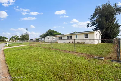 2054 Maid Marian Lane, Melbourne, FL 32935 - Photo 17