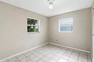 2054 Maid Marian Ln, Melbourne, FL 32935 - Photo 9