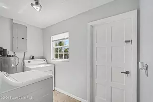 808 Cedar Dr, Melbourne, FL 32901 - Photo 15
