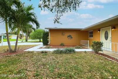 1202 Yacht Club Boulevard, Satellite Beach, FL 32937 - Photo 3